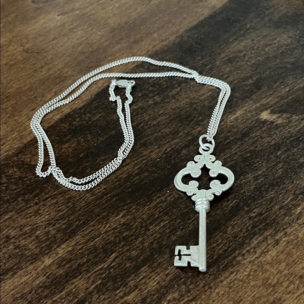 Vintage Sterling Silver Key Pendant Necklace